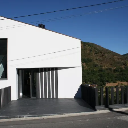 Hostal Tres Campanas