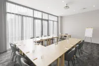 Hidden Lake Hotel & Apartments Hotel a Tauwhare