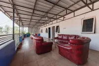 RedDoorz Syariah at Cibadak Sukabumi Hotels in Cikidang