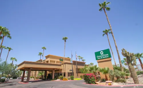 GreenTree Inn & Suites Phoenix Sky Harbor - 3 estrellas