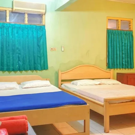 Hotel Jaya Kusuma Near Candi Prambanan