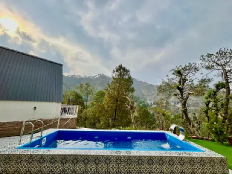 The Lalita's Majestic Pines Hotel a 