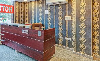 Treebo Silver Stallion