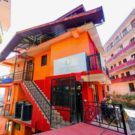 GingerGrass Hotel