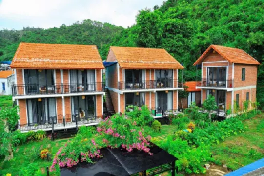 An Peaceful Homestay Hotels near Cockfight Stone