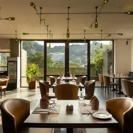 Lake Avenue Hotel Kandy