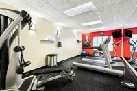 Country Inn & Suites by Radisson, Covington, LA - salle de sport