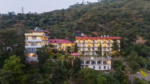 Riverside Resorts Hotels in Devaprayag