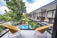 Deluxe Apartments Azure - Pools