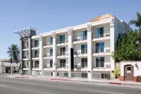 Hotel Solarena Newport Beach, a Dazzler Select by Wyndham - Beach
