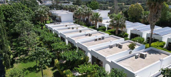 Valley Village Hotels in Faistos
