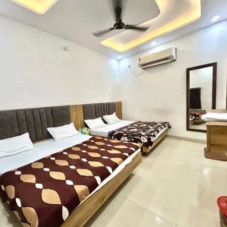 Madhav Guest House Mathura