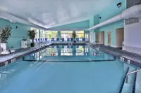 Holiday Inn Express Mackinaw City Hotels in Wawatam Township