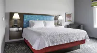 Hampton Inn by Hilton St Ignace Lakefront Mackinac Hotel di St. Ignace Township