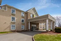 Super 8 by Wyndham Trois-Rivieres Hôtels à proximité de : Parc Champlain