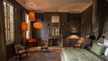 La Divine Comédie-Suites Deluxe Отели рядом с достопримечательностью «Mairie d'Avignon»