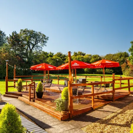 Delta Hotels Milton Keynes Отели рядом с достопримечательностью «Железнодорожный вокзал Блетчли»