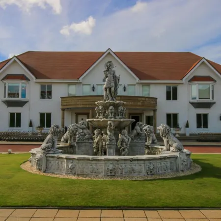 Turnberry Apartments