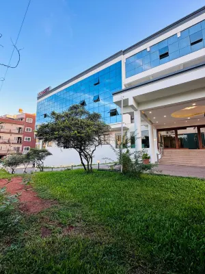 Zeke Hotels โรงแรมใน