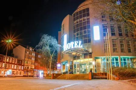Hotel Kiel by Golden Tulip Отели в г. Флинтбек