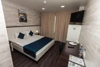 City Fox Hotel