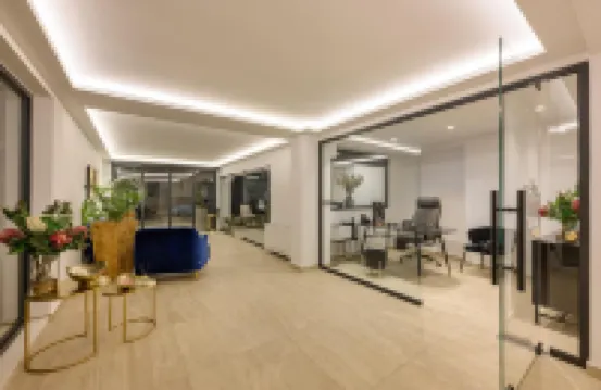 Cens Gold Luxury Suites