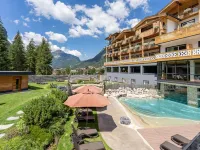 Croce Bianca Leisure & Spa Hotel Hotels in Canazei
