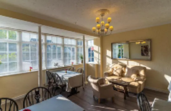 ルームズ アット ザ ハイクリフ