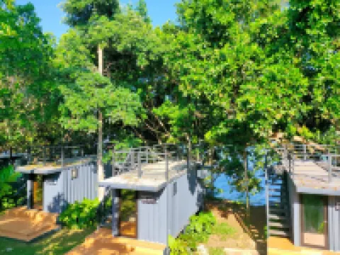 Kaliraya Surf Kamp by Eco Hotel Laguna Hoteles en Lumban