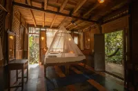 Bhakti Kutir Hotels in Pololem