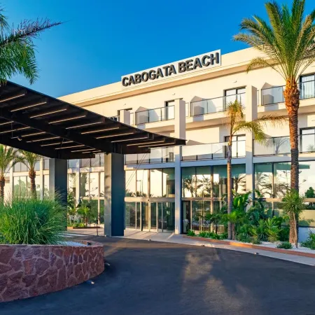 Cabogata Beach Hotel