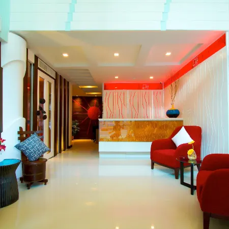 Ds67 Suites Отели рядом с достопримечательностью «Станция надземного метро Phra Khanong»