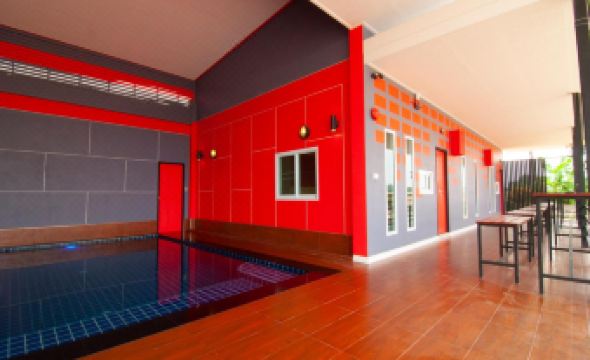 The Palm Resort Kampeang Saen.