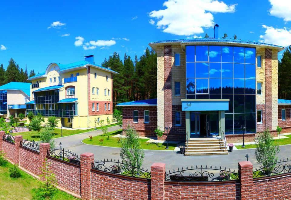 hotel overview picture