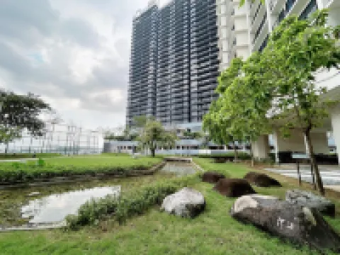 Trefoil by Manhattan Group