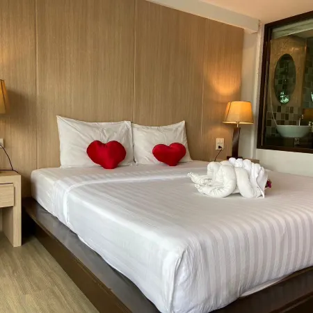 A Plus Deluxe Hotel