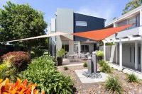Rocklea International Motel - Motels