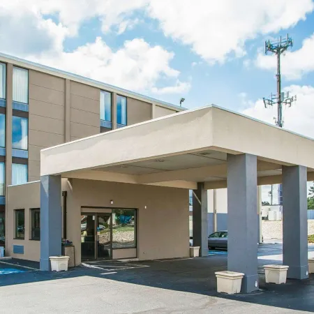 Comfort Inn & Suites Wyomissing-Reading