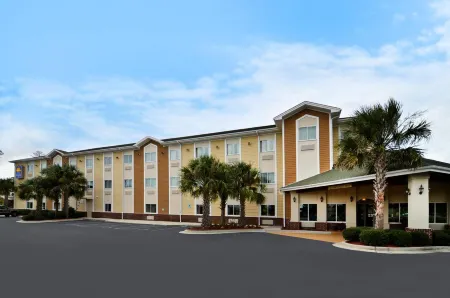 Spark by Hilton Wilmington Carolina Beach Rd Отели в г. Нью-Хановер