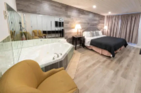 ช้อยส์ อินน์ บาย เดอะ ฟอลส์