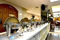巨港艾米利亞驚人的飯店