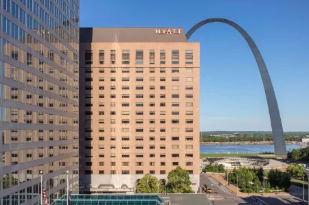 Hyatt Regency St Louis at the Arch Отели рядом с достопримечательностью «The Gateway Arch»