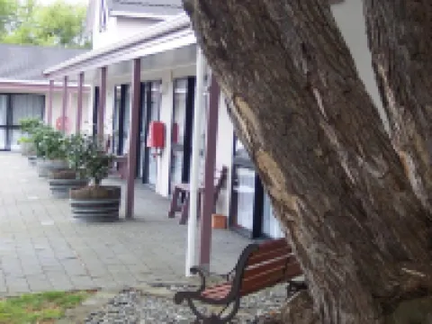 Camellia Court Motel Hotels in Lower Hutt