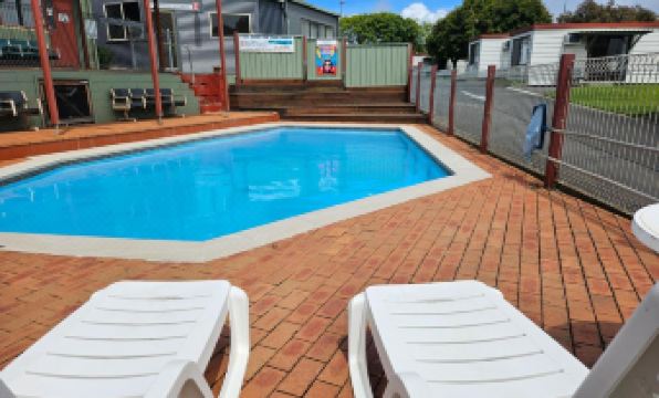 Warrnambool Motel and Holiday Park