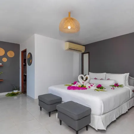 Lanta Beachfront Resort