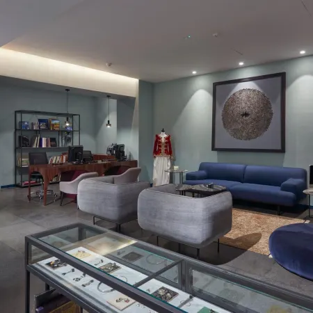 M Suite Hotel