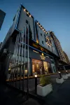 Jawhrat Al Sharq Serviced Apartments