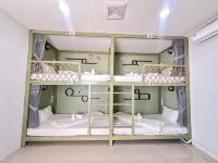 Beach Yard Hostel - Ostelli