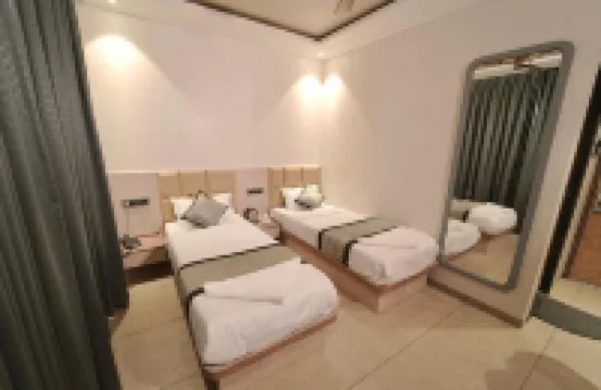 Pandharipuram Palace