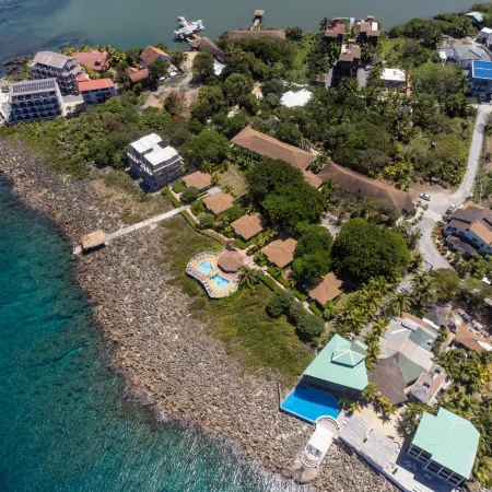 Seagrape Plantation Resort & Dive Center